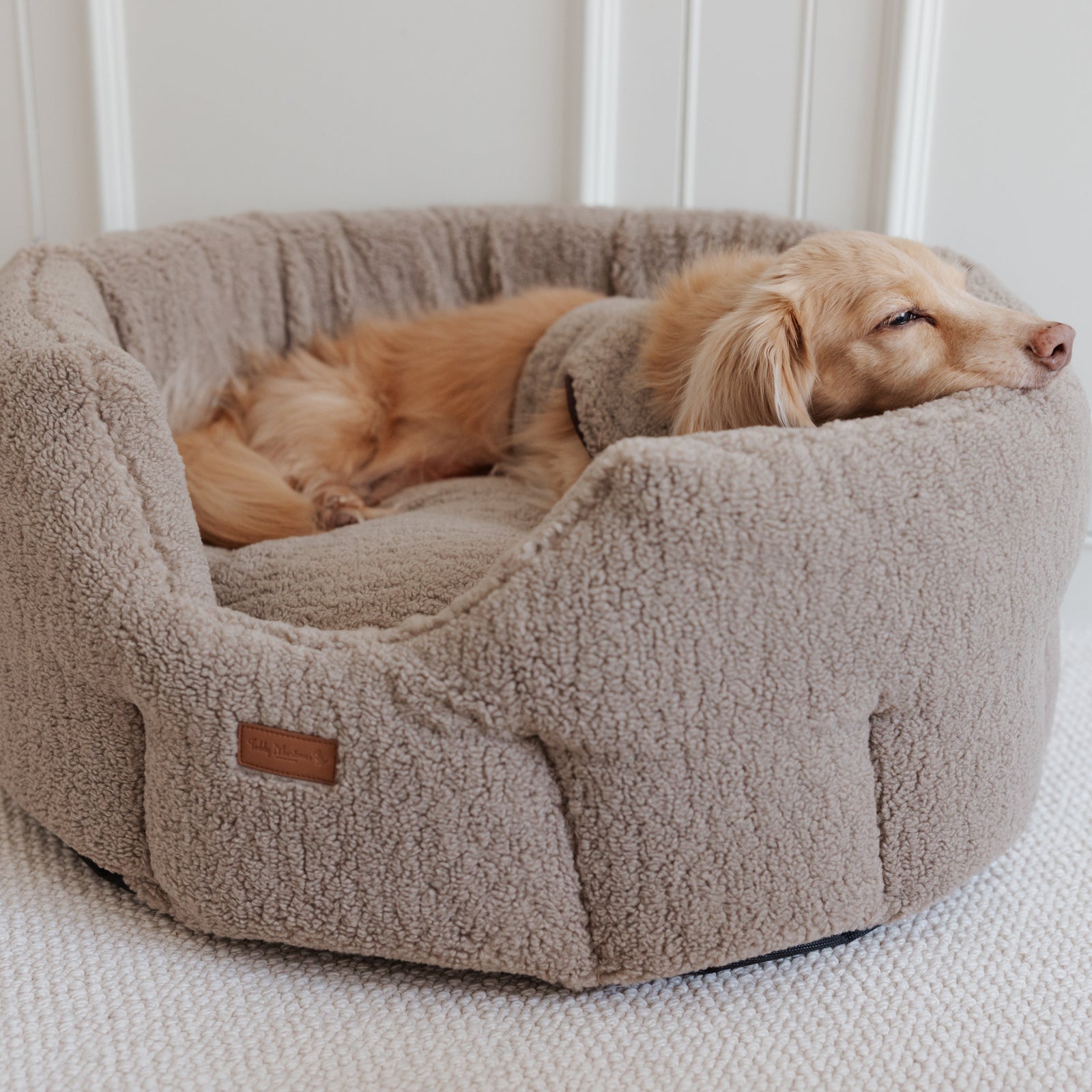 The Teddy Café Latte Sherpa Nest Bed