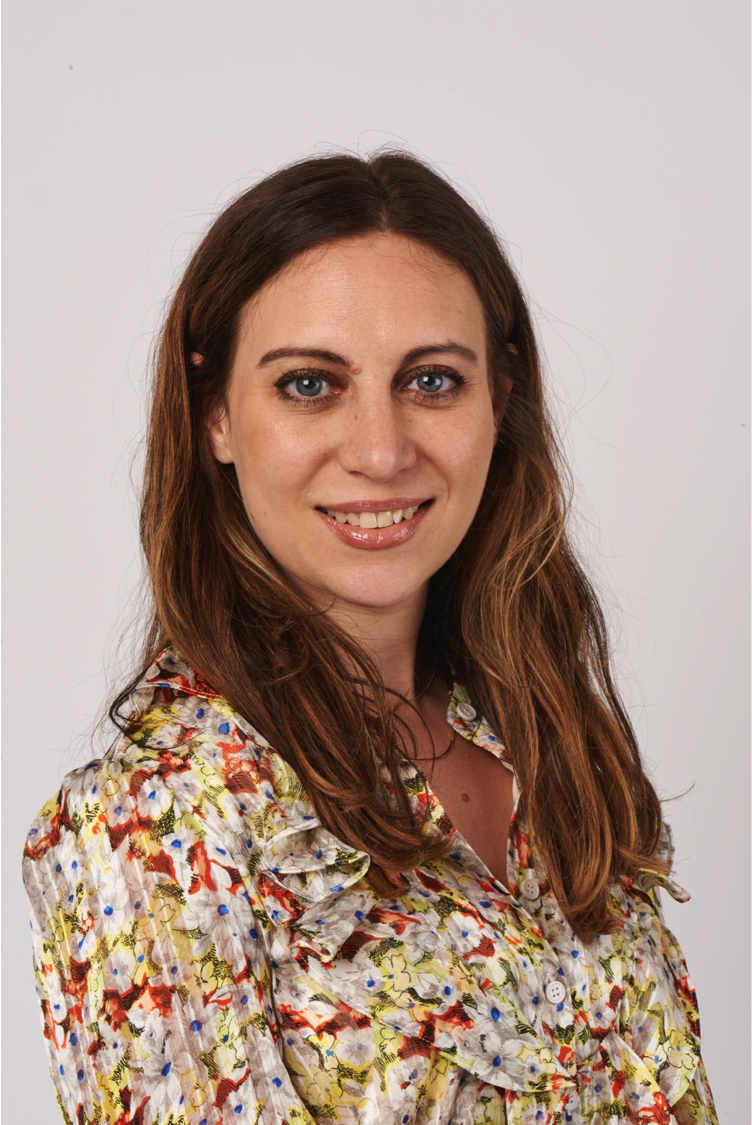 Holly talks to...Scarlett Russell