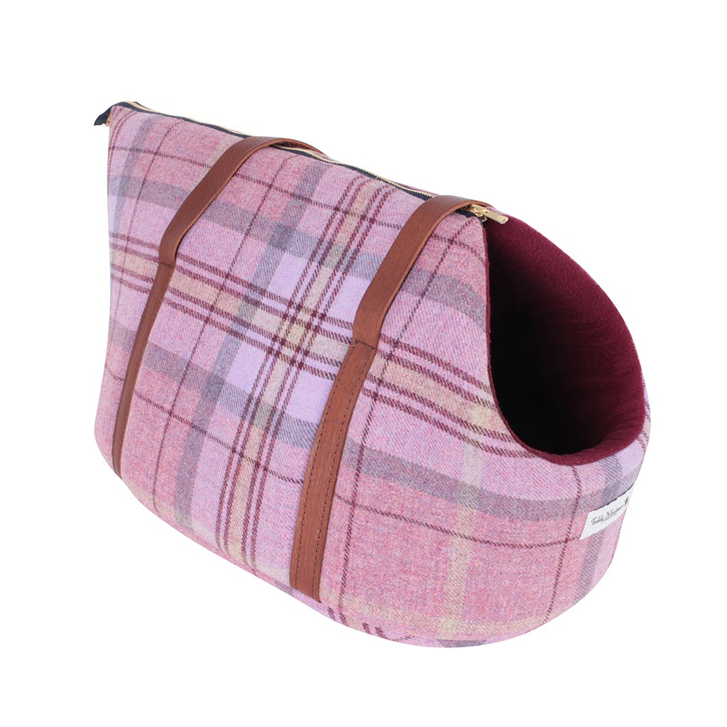 Porte-chien de luxe en laine Shetland rose