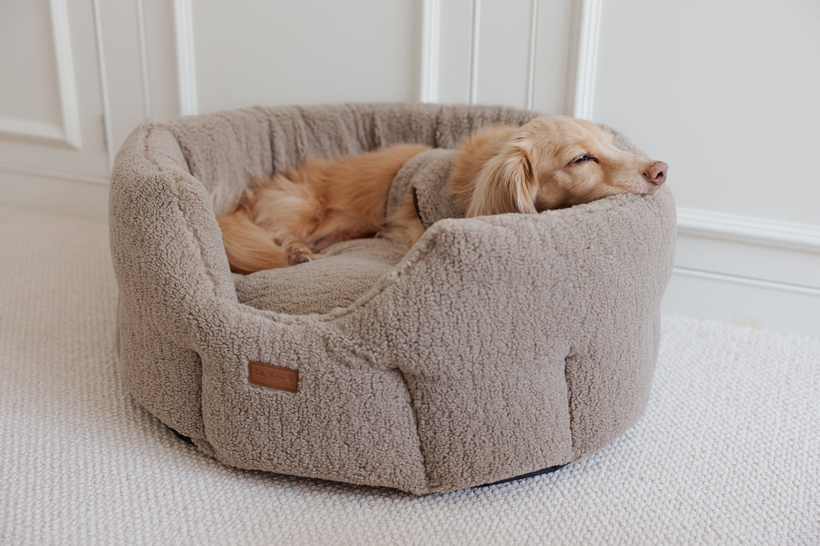 The Teddy Café Latte Sherpa Nest Bed
