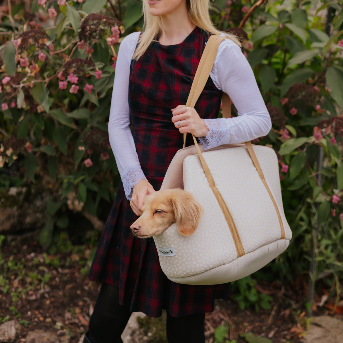 'Forest Fetch' Taupe Leaves Fleecey Dog Carrier