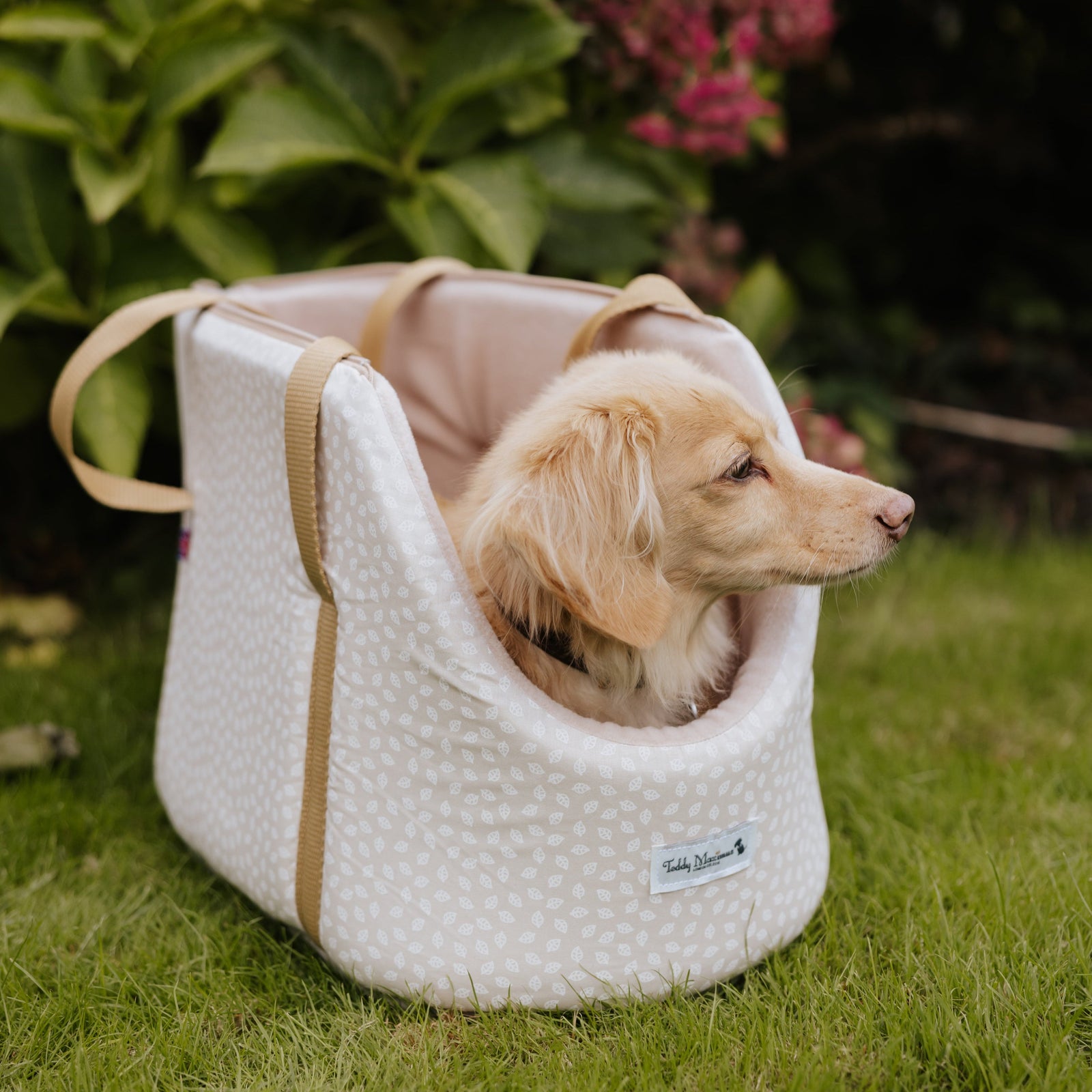 'Forest Fetch' Taupe Leaves Fleecey Dog Carrier