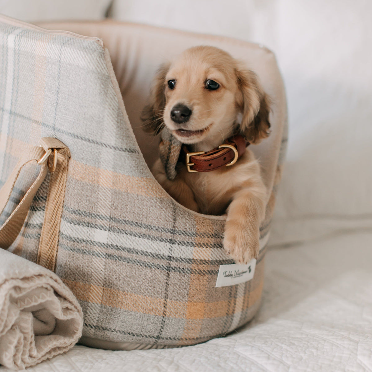 Sand Sheltie Adjustable Plaid Tweed Luxury Dog Carrier
