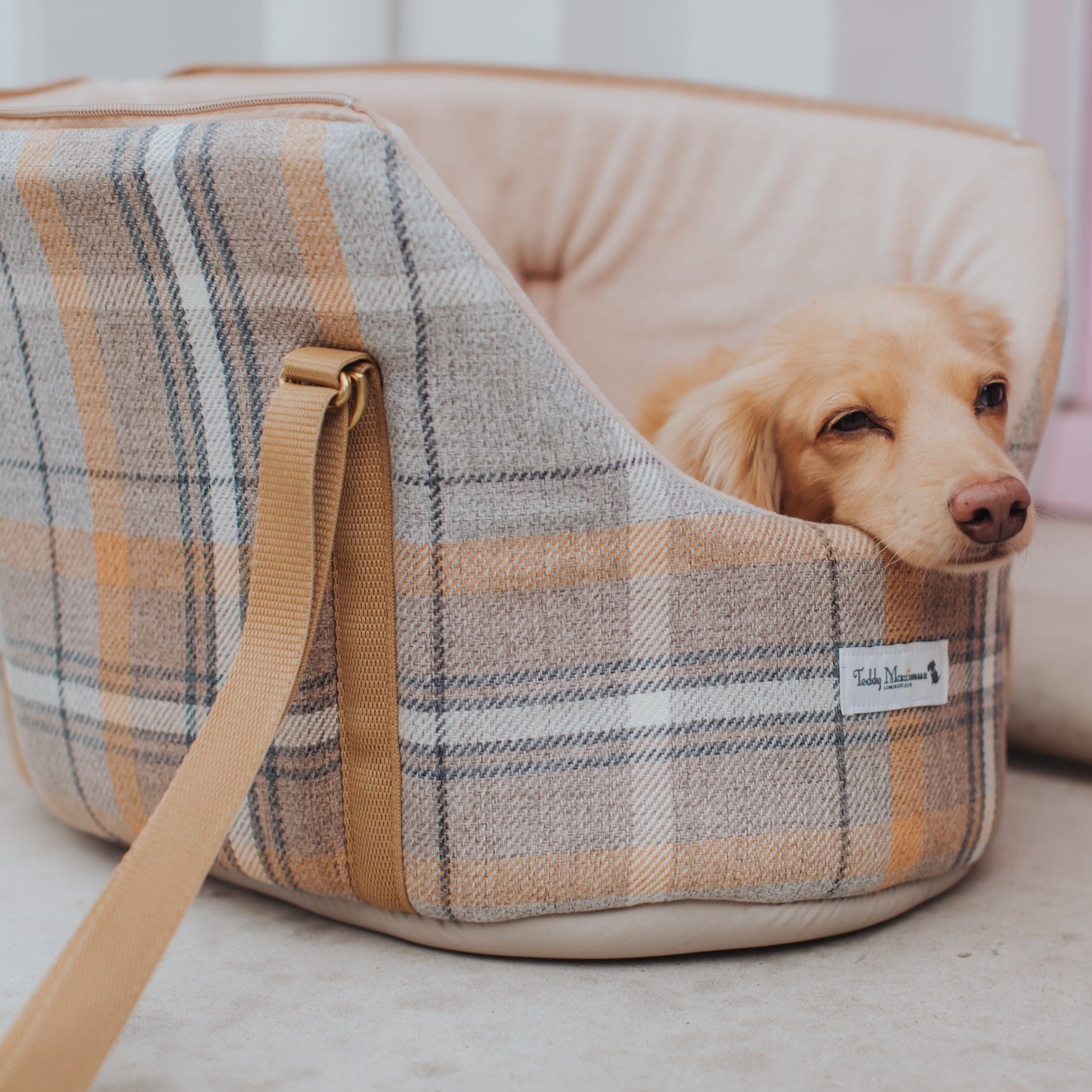 Sand Sheltie Adjustable Plaid Tweed Luxury Dog Carrier– Teddy Maximus